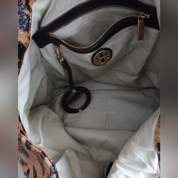 Tory Burch Ainsley Cheetah Print Leather Shopper Tote Bag - Picture 10 of 10